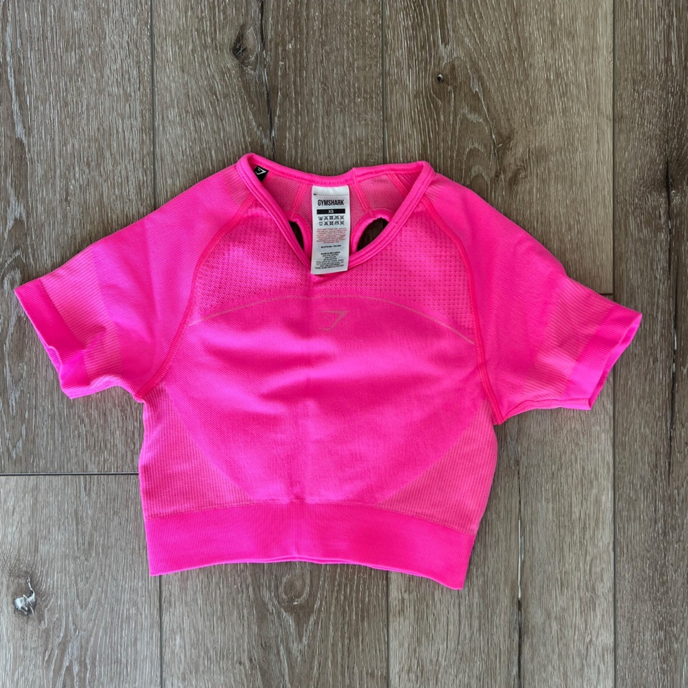 Gymshark Neon Pink Crop Top sz. XS